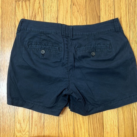 Old Navy Shorts - Picture 4 of 4